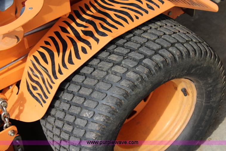 image for item J3719 2010 Scag Turf Tiger ZTR lawn mower