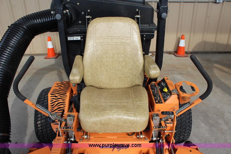 image for item J3720 2008 Scag Turf Tiger ZTR lawn mower