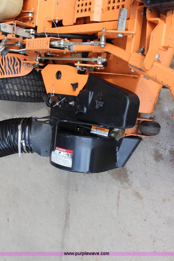 image for item J3720 2008 Scag Turf Tiger ZTR lawn mower