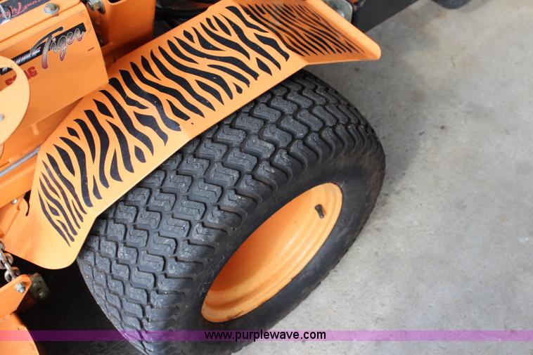 image for item J3720 2008 Scag Turf Tiger ZTR lawn mower