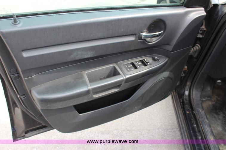 image for item J3742 2010 Dodge Charger