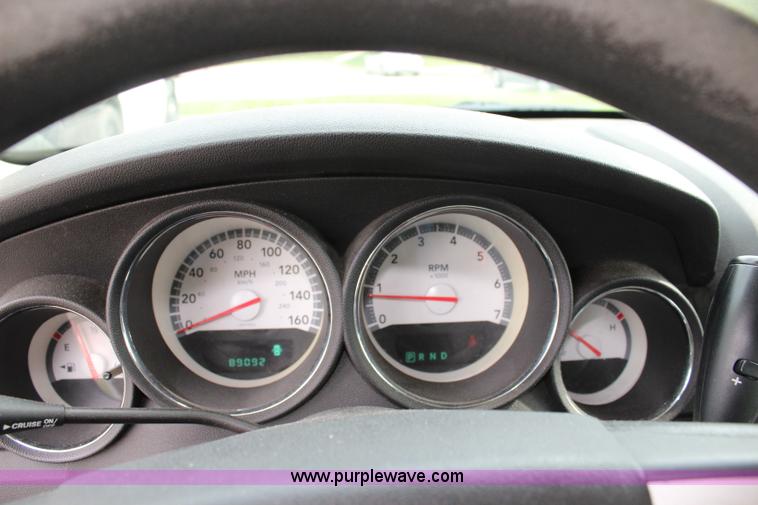 image for item J3742 2010 Dodge Charger