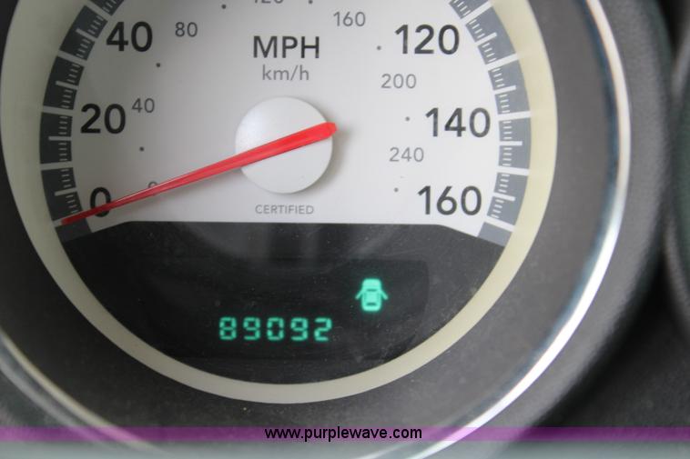 image for item J3742 2010 Dodge Charger