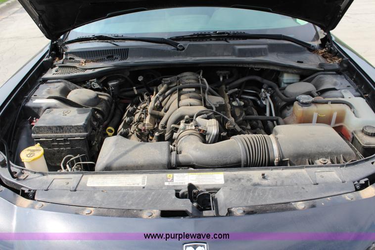 image for item J3742 2010 Dodge Charger