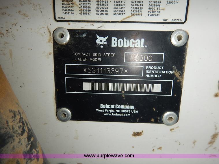 image for item J6385 2006 Bobcat S300 skid steer
