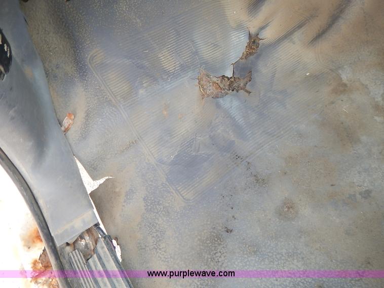 image for item J6386 1994 Ford F250 HD XL SuperCab pickup truck