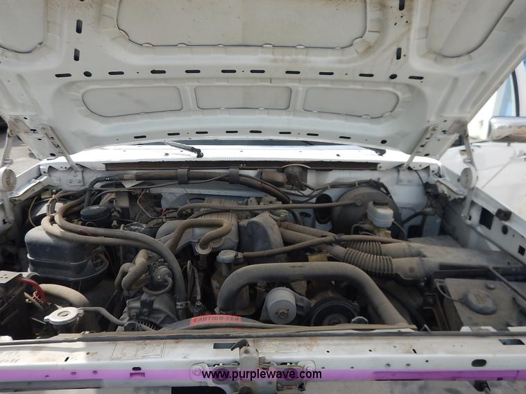 image for item J6386 1994 Ford F250 HD XL SuperCab pickup truck