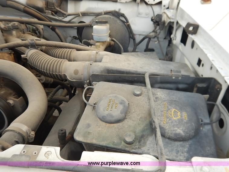 image for item J6386 1994 Ford F250 HD XL SuperCab pickup truck