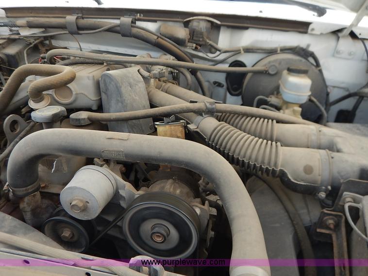 image for item J6386 1994 Ford F250 HD XL SuperCab pickup truck