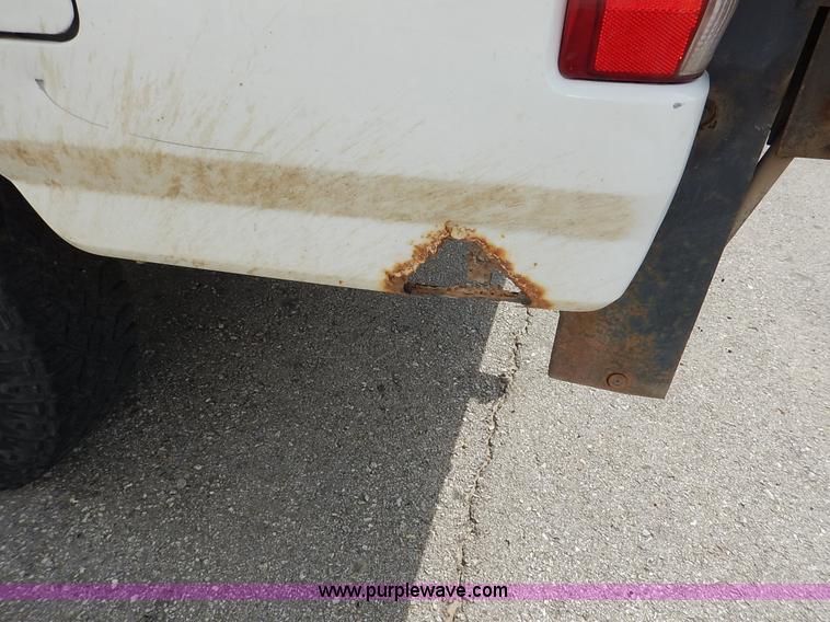 image for item J6386 1994 Ford F250 HD XL SuperCab pickup truck