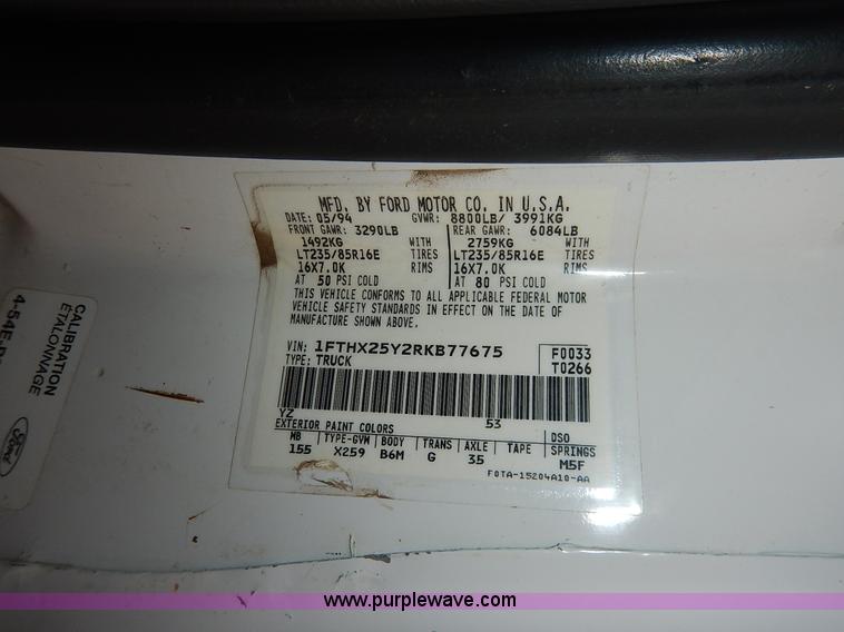 image for item J6386 1994 Ford F250 HD XL SuperCab pickup truck