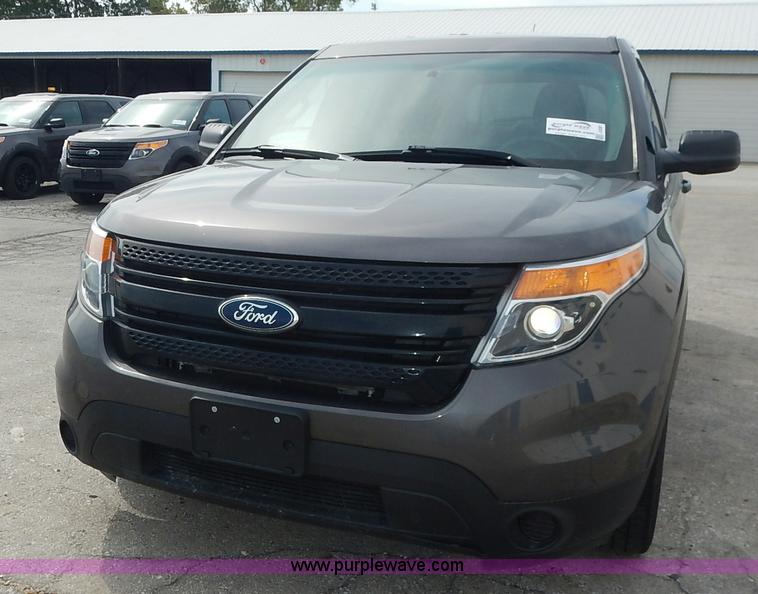 image for item J6387 2013 Ford Explorer Police SUV