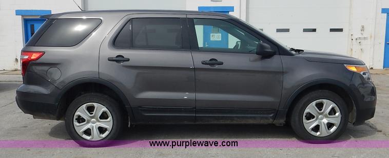 image for item J6387 2013 Ford Explorer Police SUV