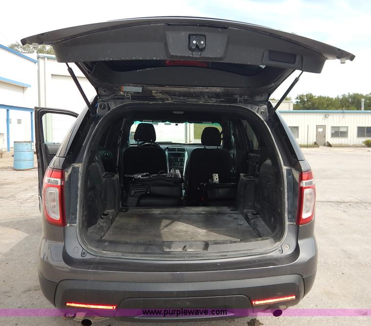 image for item J6387 2013 Ford Explorer Police SUV