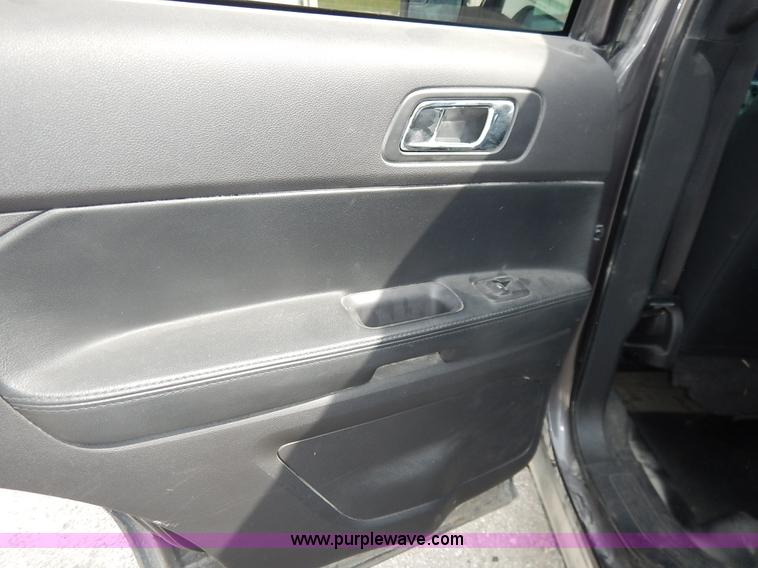 image for item J6388 2013 Ford Explorer Police SUV