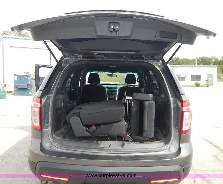 image for item J6388 2013 Ford Explorer Police SUV