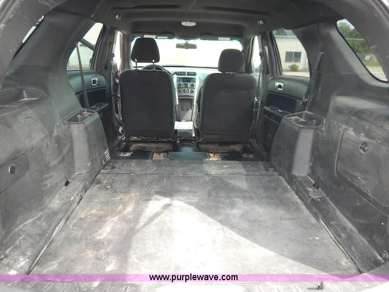 image for item J6389 2013 Ford Explorer Police SUV