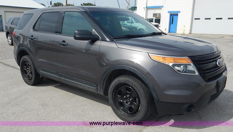 image for item J6390 2013 Ford Explorer Police SUV