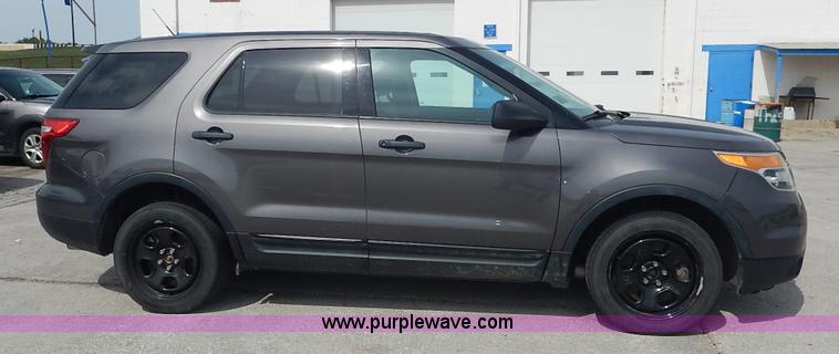 image for item J6390 2013 Ford Explorer Police SUV