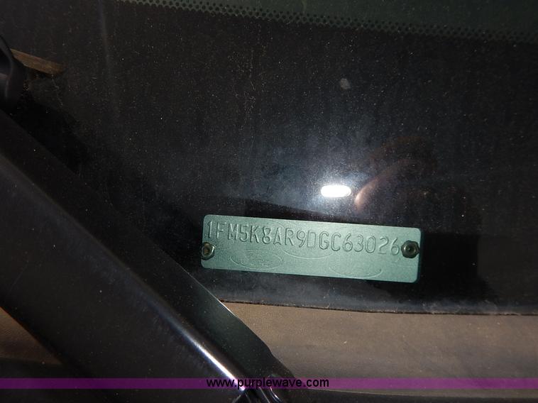 image for item J6390 2013 Ford Explorer Police SUV