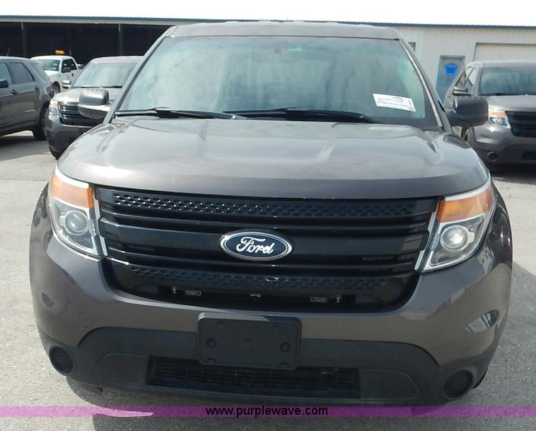 image for item J6391 2013 Ford Explorer Police SUV