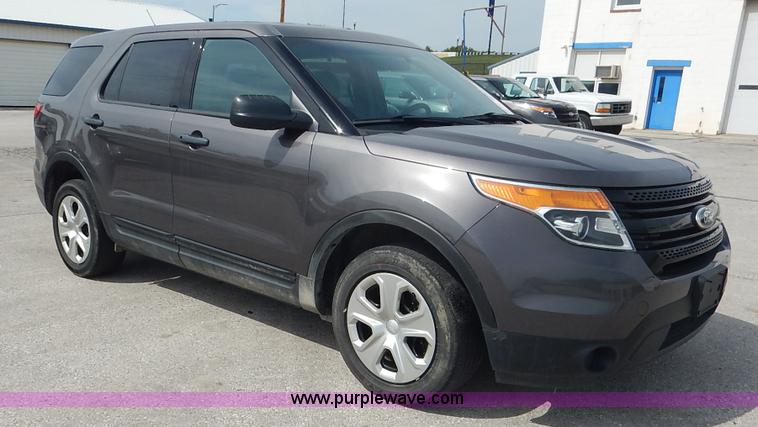 image for item J6391 2013 Ford Explorer Police SUV