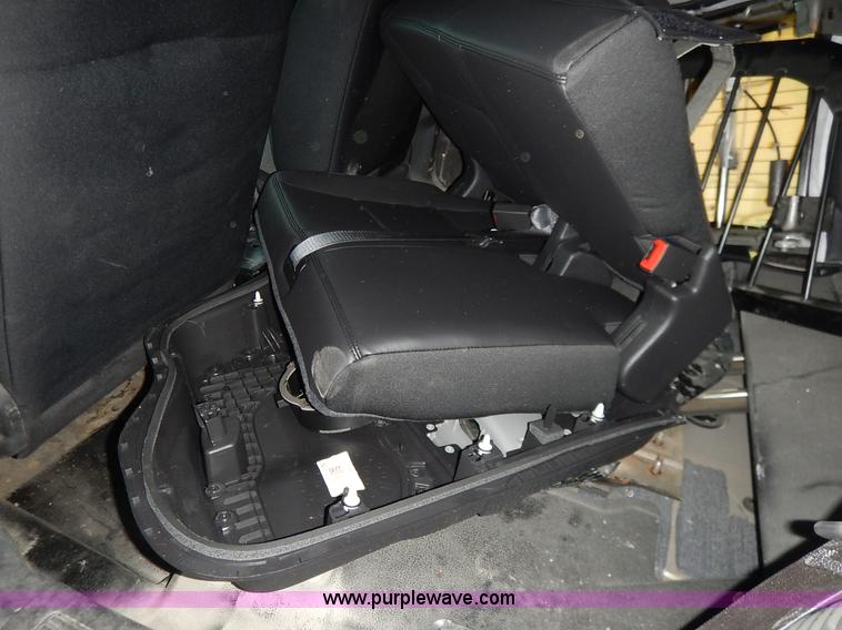 image for item J6391 2013 Ford Explorer Police SUV