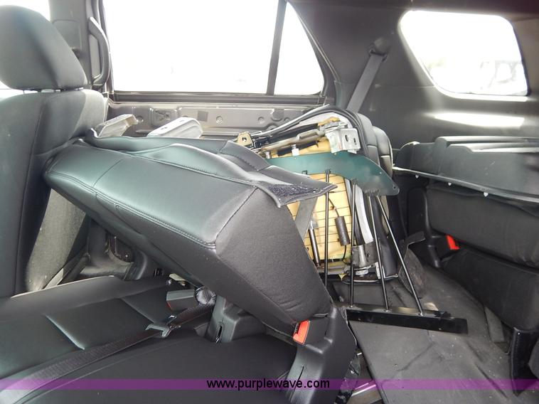 image for item J6391 2013 Ford Explorer Police SUV