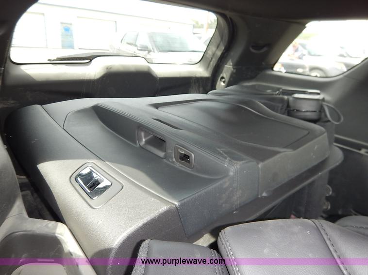 image for item J6391 2013 Ford Explorer Police SUV