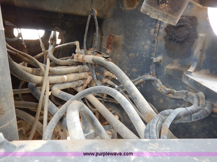 image for item J6397 2004 Komatsu WA250-5L wheel loader