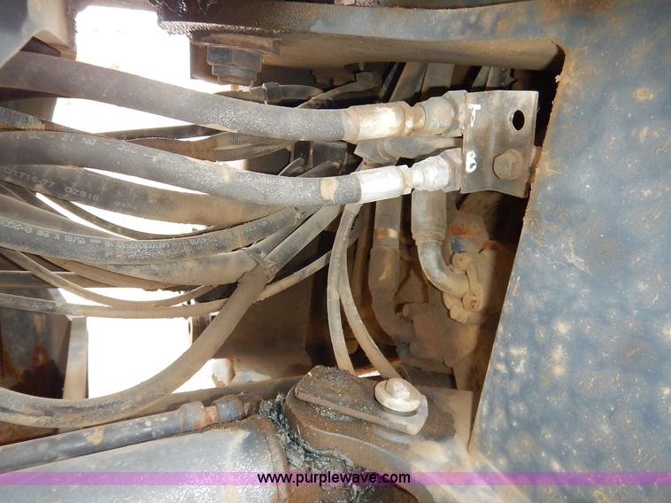 image for item J6397 2004 Komatsu WA250-5L wheel loader