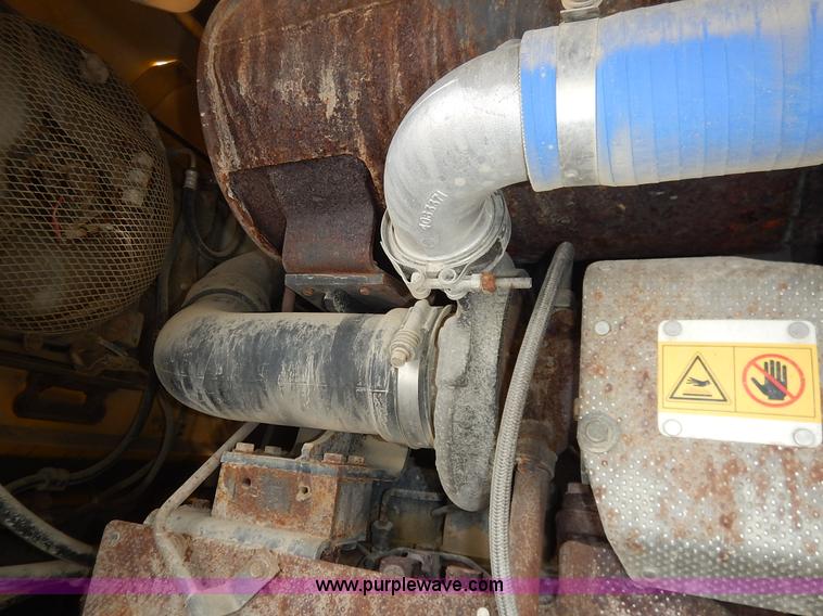 image for item J6397 2004 Komatsu WA250-5L wheel loader