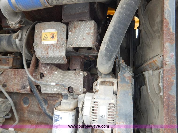 image for item J6397 2004 Komatsu WA250-5L wheel loader