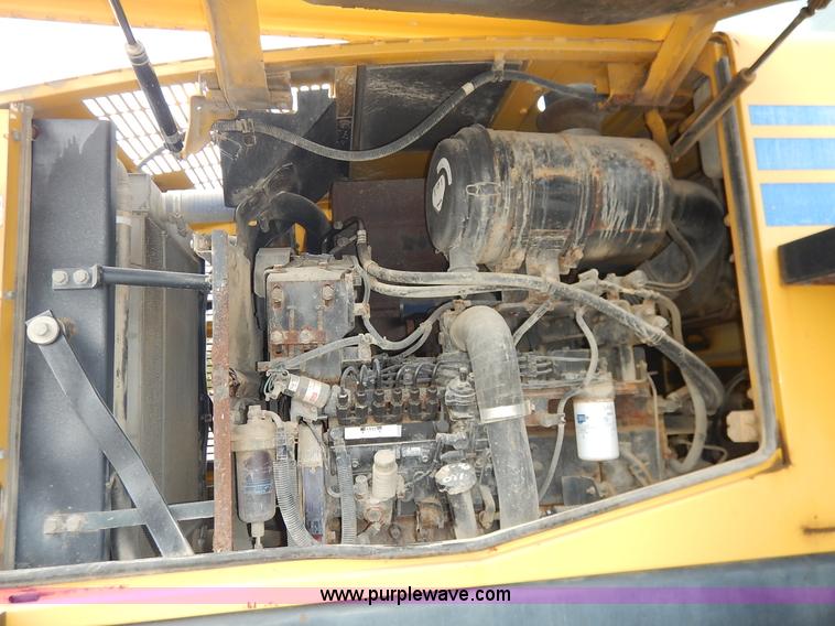 image for item J6397 2004 Komatsu WA250-5L wheel loader