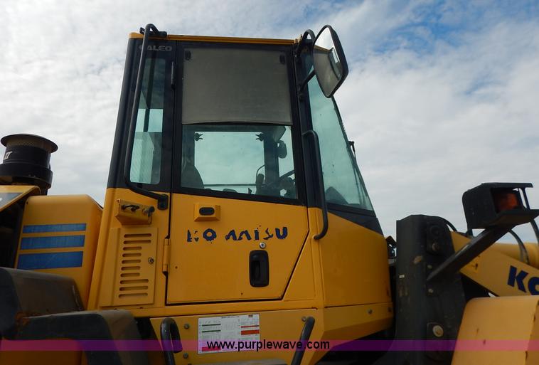 image for item J6397 2004 Komatsu WA250-5L wheel loader