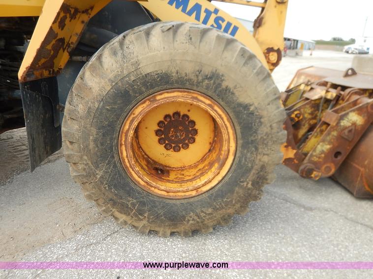 image for item J6397 2004 Komatsu WA250-5L wheel loader