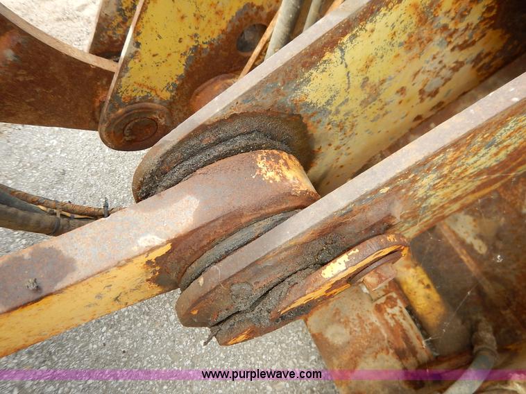 image for item J6397 2004 Komatsu WA250-5L wheel loader