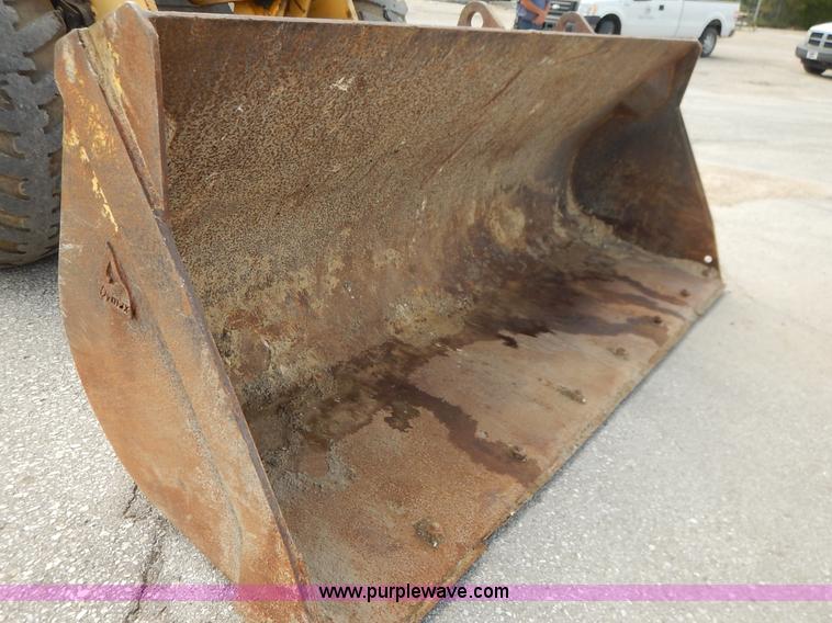 image for item J6397 2004 Komatsu WA250-5L wheel loader