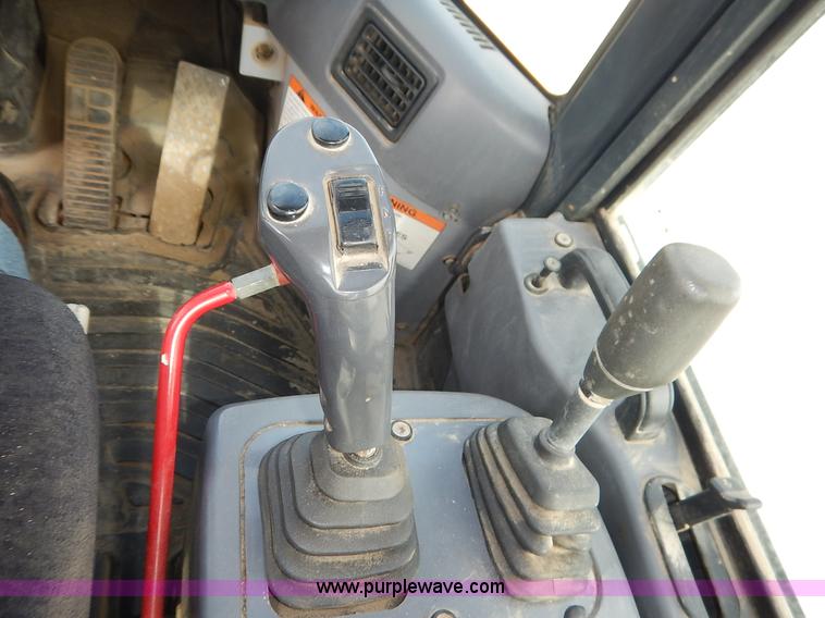 image for item J6397 2004 Komatsu WA250-5L wheel loader