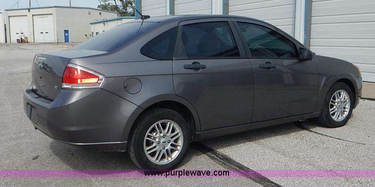 image for item J6399 2009 Ford Focus SE