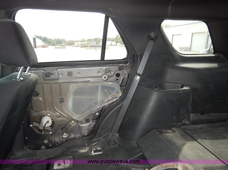 image for item J6401 2013 Ford Explorer Police SUV