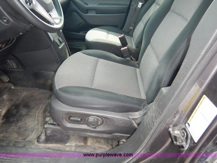 image for item J6401 2013 Ford Explorer Police SUV