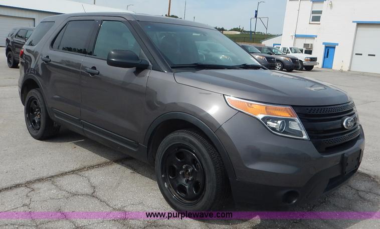 image for item J6403 2013 Ford Explorer Police SUV