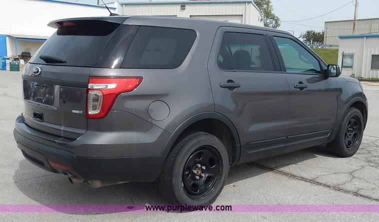 image for item J6403 2013 Ford Explorer Police SUV