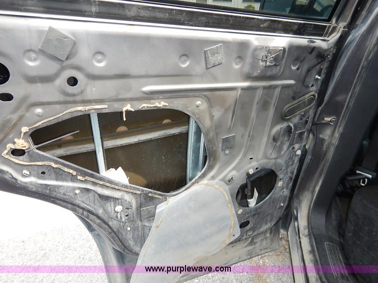 image for item J6403 2013 Ford Explorer Police SUV