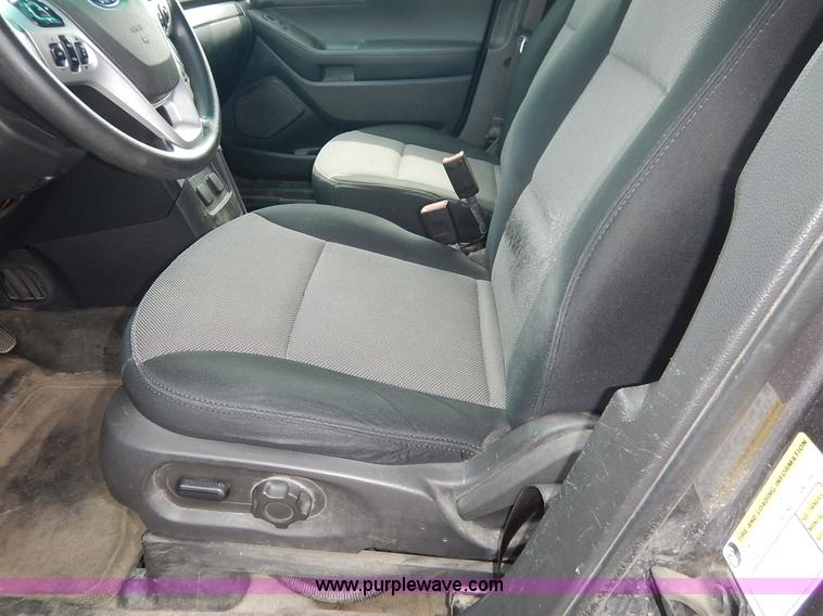 image for item J6403 2013 Ford Explorer Police SUV