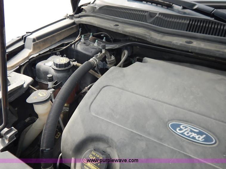 image for item J6403 2013 Ford Explorer Police SUV