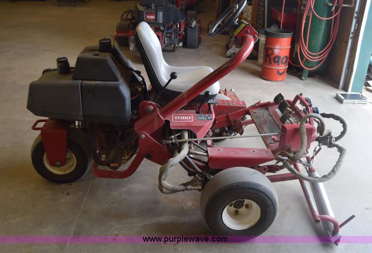 image for item J8038 Toro Greensmaster 3100 Triplex lawn mower