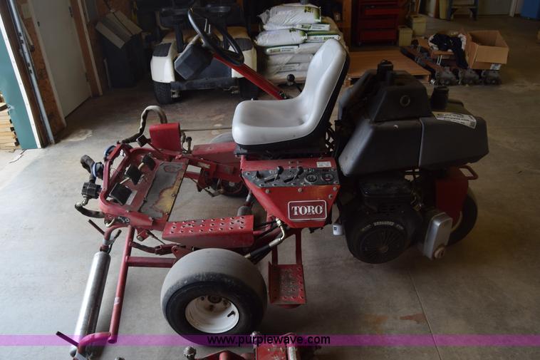 image for item J8038 Toro Greensmaster 3100 Triplex lawn mower