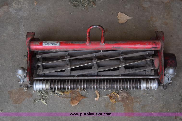 image for item J8038 Toro Greensmaster 3100 Triplex lawn mower